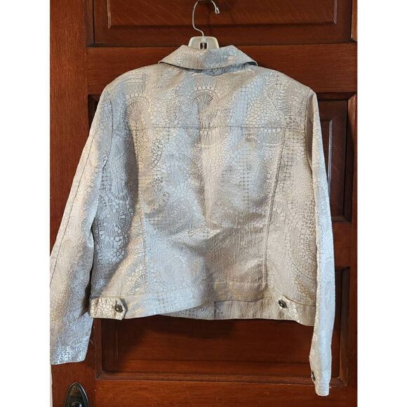 NWOT CHICO'S 2 (Large) Metallic Floral Jacquard Button Up Jacket Platinum Gold - Picture 6 of 8